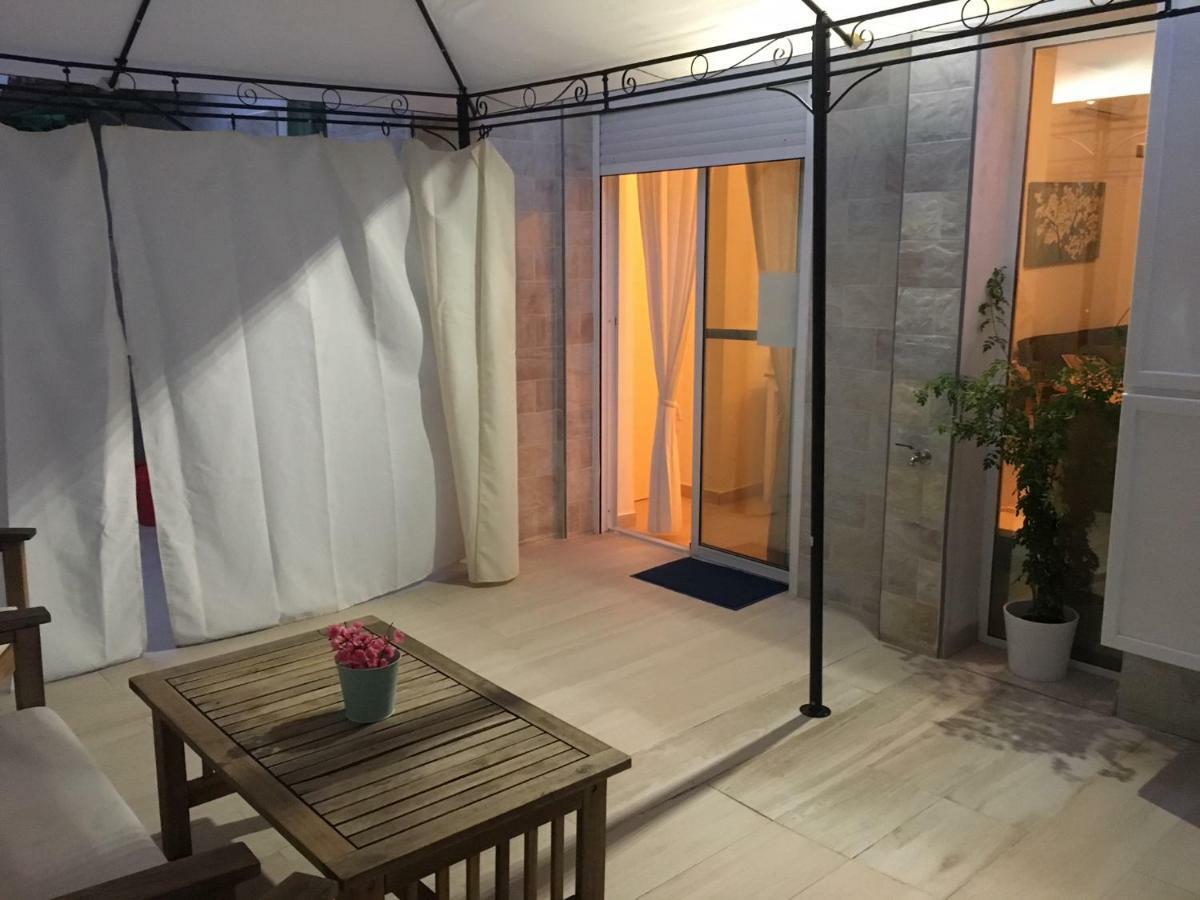 Apartamento Los Naranjos De Santa Justa إشبيلية المظهر الخارجي الصورة